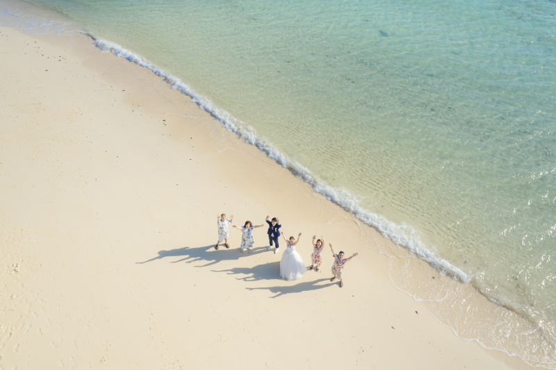 沖縄北谷町でのフォトウェディングに似合うヘアアクセサリー