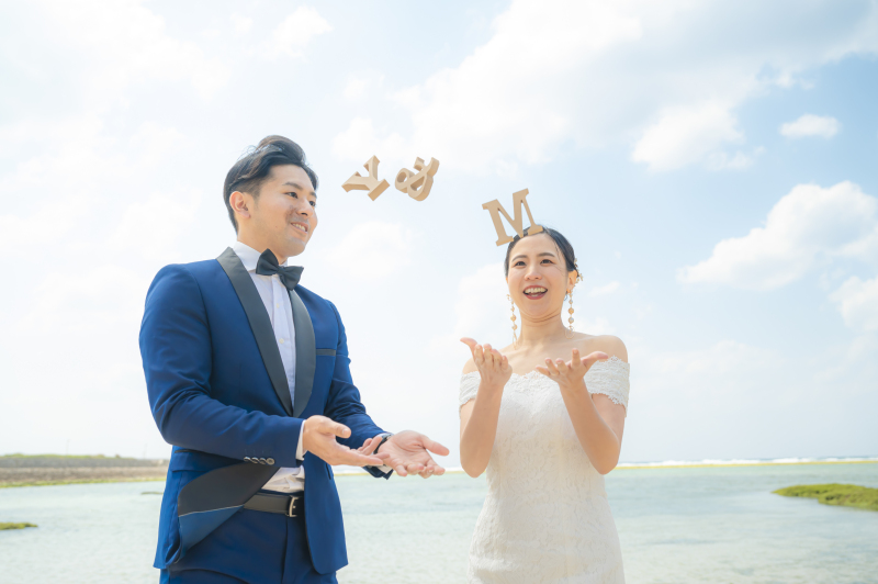 沖縄北谷町でのフォトウェディングに似合うヘアアクセサリー