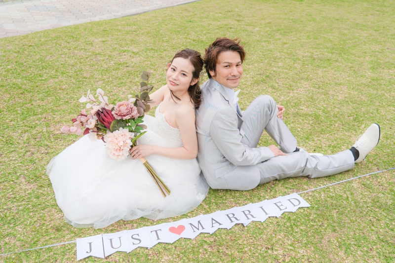 沖縄北谷町でのフォトウェディングに似合うヘアアクセサリー