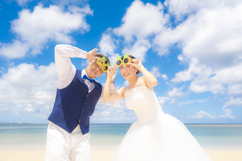 真夏の沖縄北谷で残す、ふたりらしいフォトウェディング