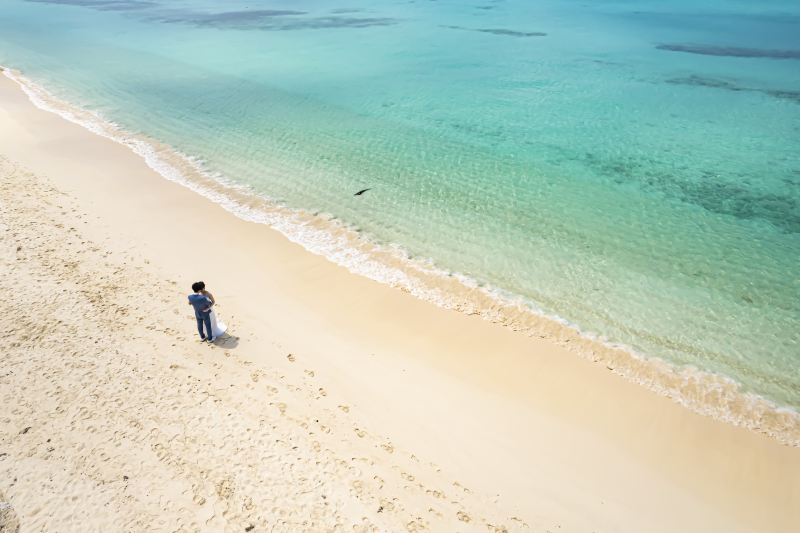 ドローン撮影で沖縄の海を丸ごと思い出に