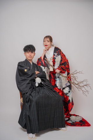 着物選びの悩み解決！プロが教える「失敗知らず」の着物×背景色コーデ