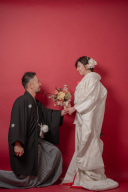和装で楽しむ紅葉シーズン。秋に撮る情緒あふれる結婚写真