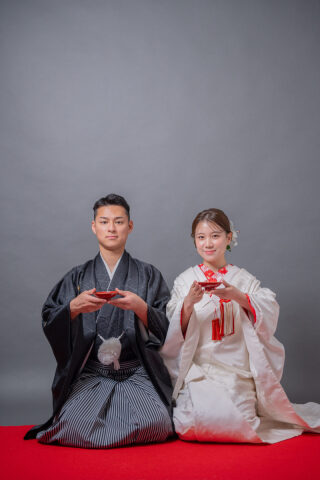 タイムスリップしたみたい！レトロな和装フォトで非日常の結婚写真を