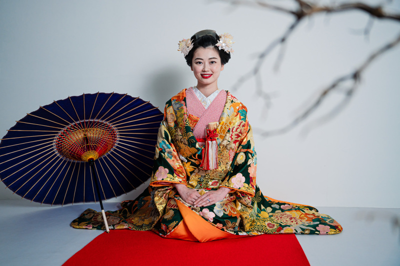 和装のヘアスタイルは新日本髪で!