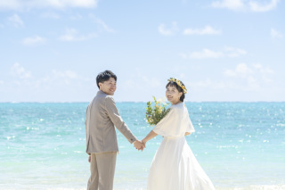 フォトウェディングを選ぶ際の しっかり確認することを赤裸々にお伝えしています。