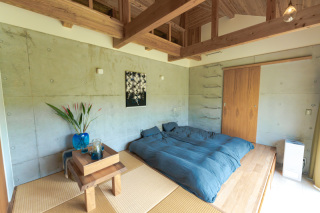 宿泊もレンタカーもフォトウェディングも。石垣島を好きになって欲しいから。