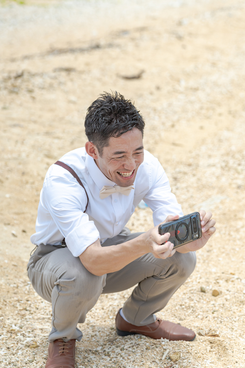 お互いにスマホで写真を撮り合うのも楽しみの一つです!素晴らしい思い出を!