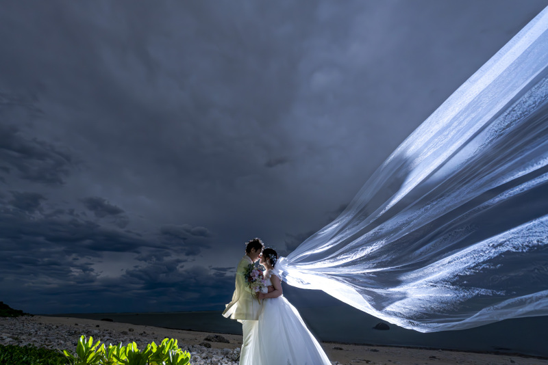 星空の下でフォトウエディングを。星空保護区の石垣島