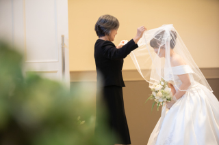 チャペルにて挙式風フォト♡