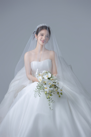 婚礼用とフォト用の衣装、実はこんなに違うんです!