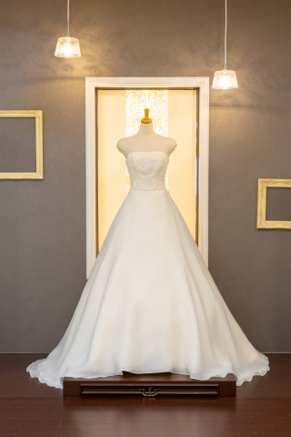 ウエディングドレスのご紹介 vol.9