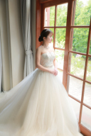 ボリューム感のあるドレスに♪