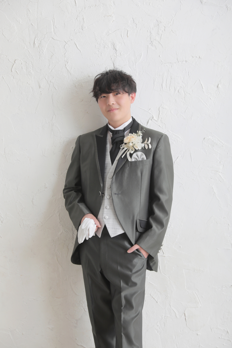 ご新郎様お一人ポーズ♪