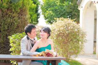 森のパン屋さんのテラスで…