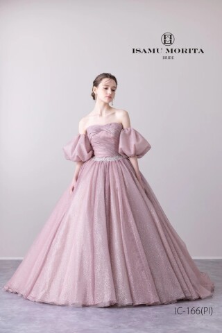 入荷予定のお衣装紹介!