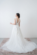 ウェディングドレスのご紹介【２】