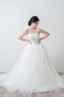  ウェディングドレスのご紹介【３】