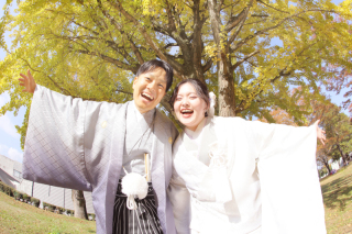 黄色の可愛いイチョウをバックにロケーション撮影しませんか?