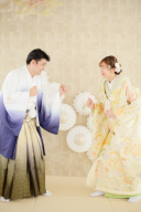 何やら構えているお2人・・・いったい何が始まるんでしょうか？w