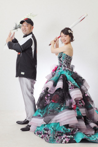 出会いは大好きな野球!