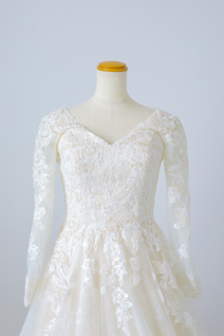 衣装紹介【ウェデイングドレス】