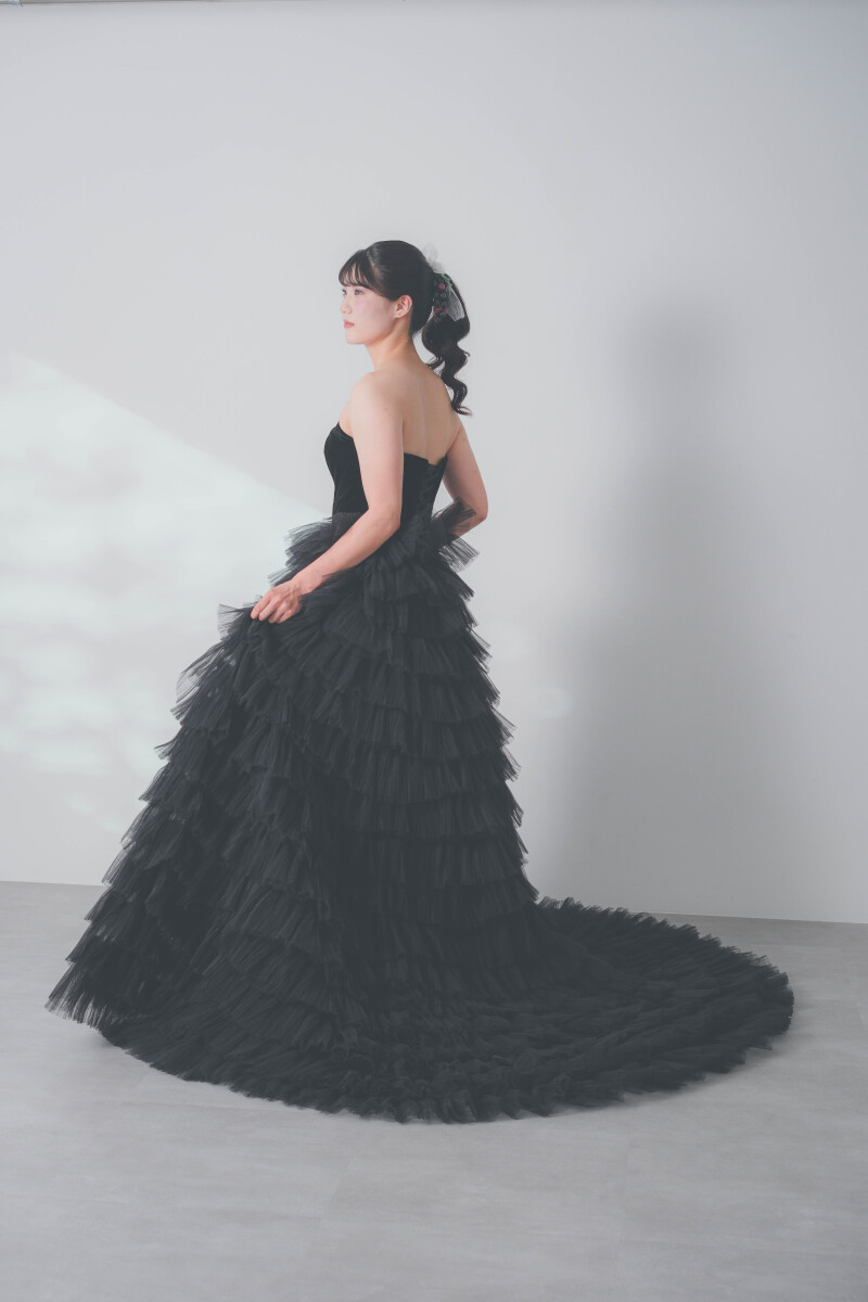写真映え間違えなし!ブラックドレスで撮るフォトウエディング