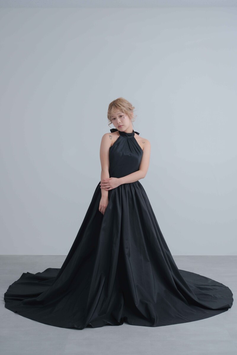 写真映え間違えなし!ブラックドレスで撮るフォトウエディング