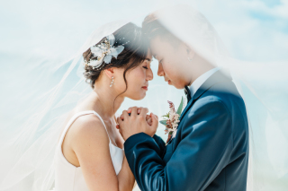 ウエディングベールを使ったロマンチックフォト