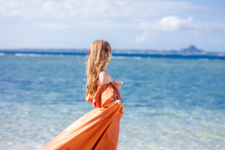 ドレスはホワイトカラーだけではない？？