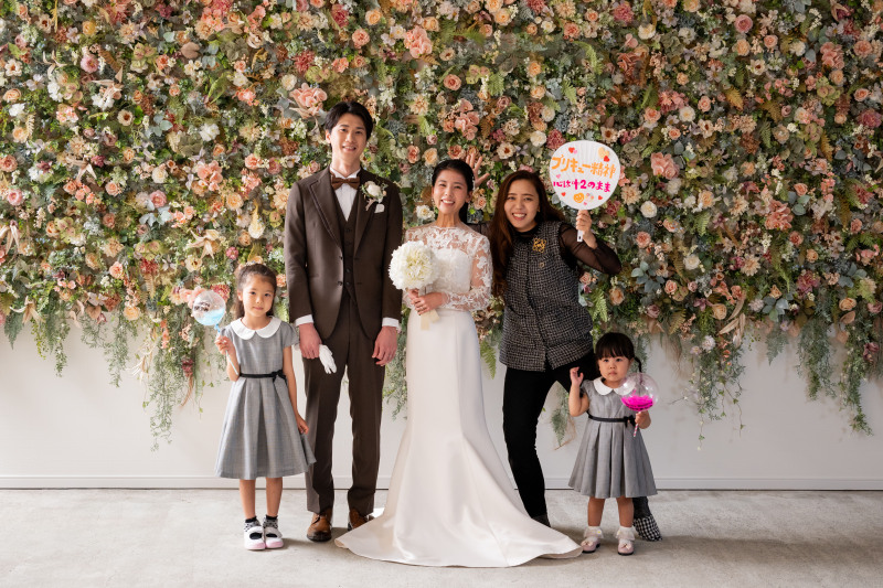 家族や友人に感謝を伝える Photo Wedding