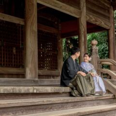 和装を現代的に。古典的ながらも「今」を感じるエモーショナルな和装撮影