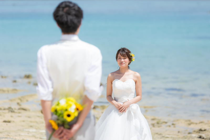 このチャンスに思い切って!? 石垣島の海でプロポーズショット