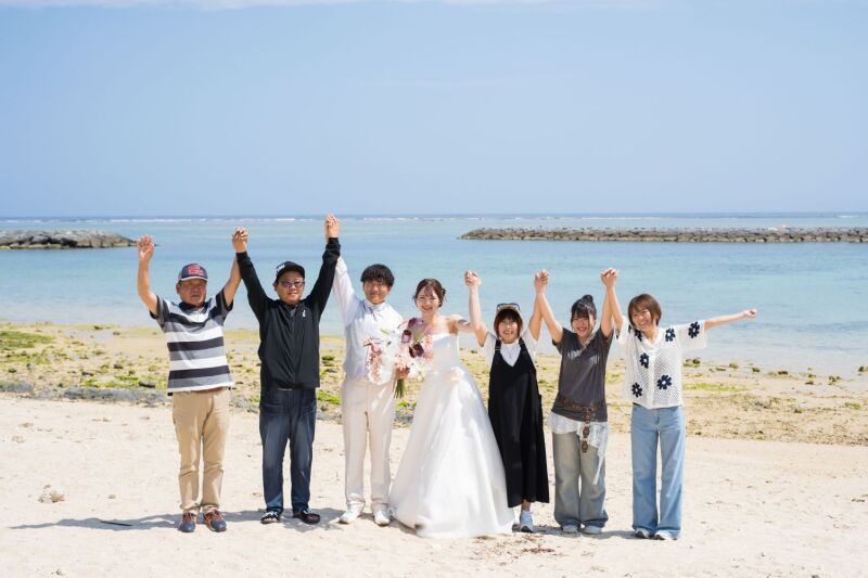 ファミリーフォトやお友達とだって！石垣島 by ワタベウェディングにお任せあれ♪