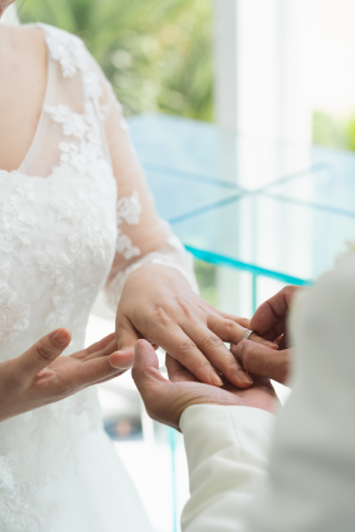 式のメインセレモニーと言っても過言ではない⁉指輪の交換