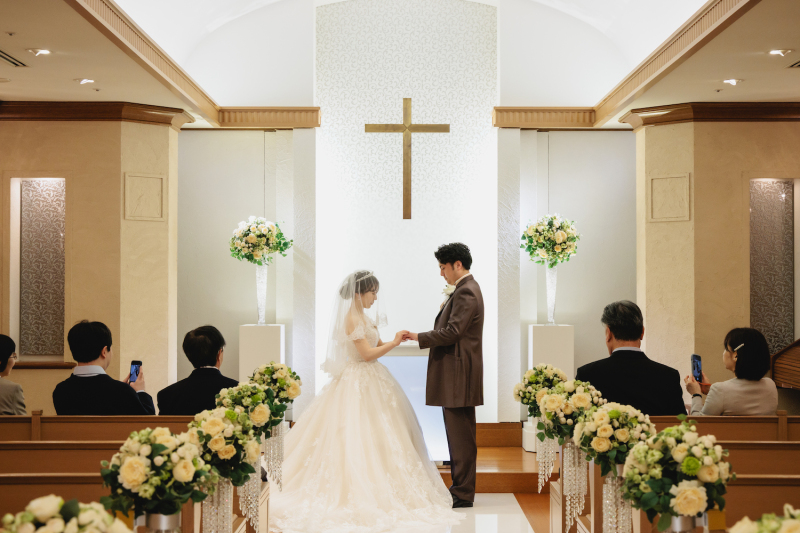 前撮り時のブーケはどうする?「生花」と「造花」どっちがいい?