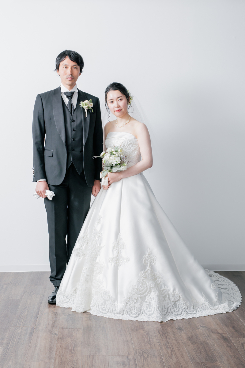 ウェディングドレスの白にも種類があるって知ってた？