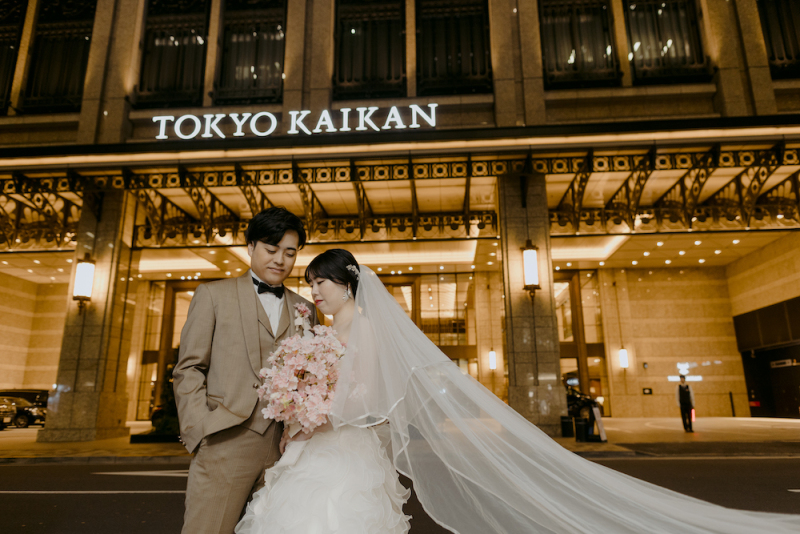 ウェディングフォトの「目線外しショット」を上手に撮影するコツは?