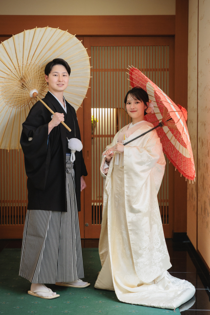 神前式での家族婚&ウエディングドレスでの前撮りの組み合わせが人気の理由