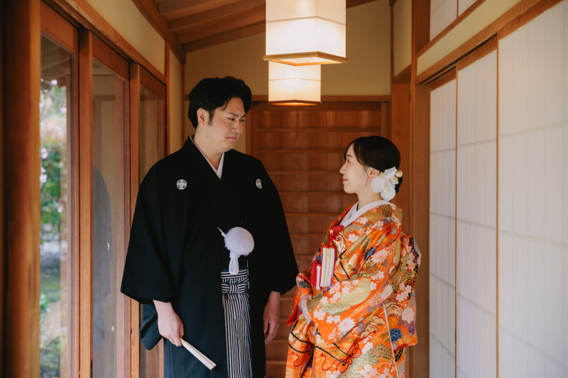 結婚式のカメラマンは式場・外部どちらに依頼する? メリット&費用を比較しよう