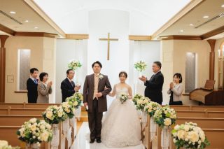 前撮り時のブーケはどうする？「生花」と「造花」どっちがいい？
