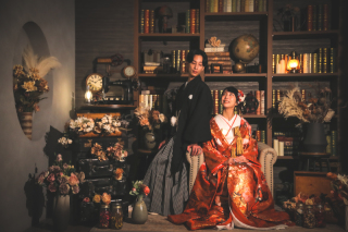 「スタジオ撮影が生む“クラシカルな世界観”」