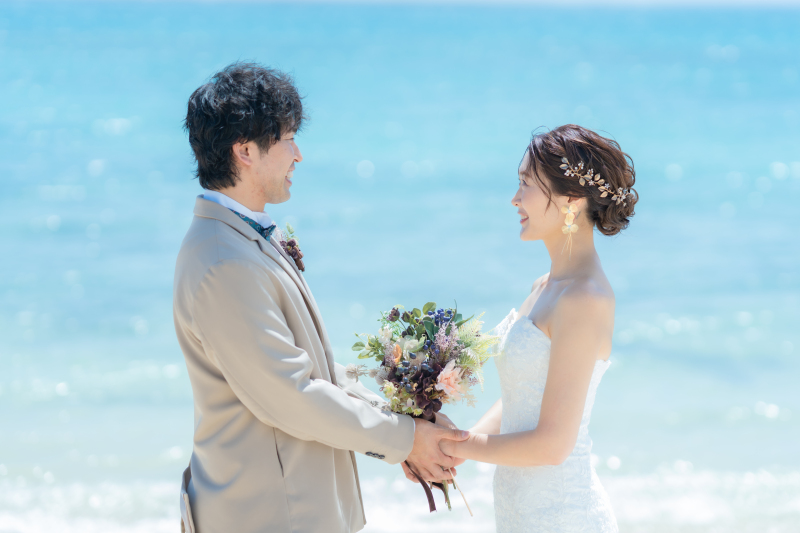 女性の憧れ!抱っこショットも人気です♡
