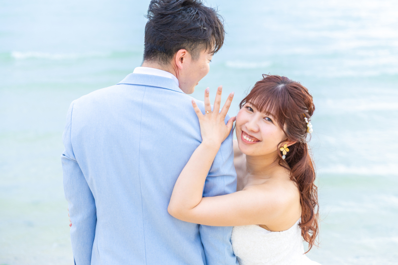 女性の憧れ!抱っこショットも人気です♡