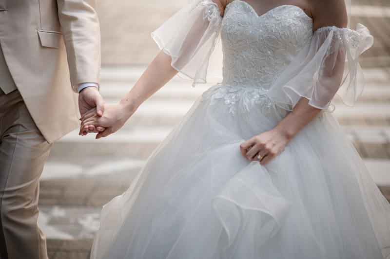 【写真映えする冬小物って？】冬ならではのウエディングフォト演出アイデア