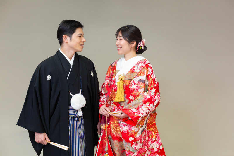 花嫁を彩るおめでたい文様