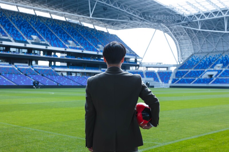 サッカー好きにはたまらないエディオンピースウイング広島ロケ！