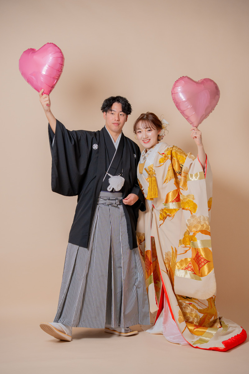 【和装前撮り】堅苦しいのはナシ！お二人らしく2025年を笑い納め♡