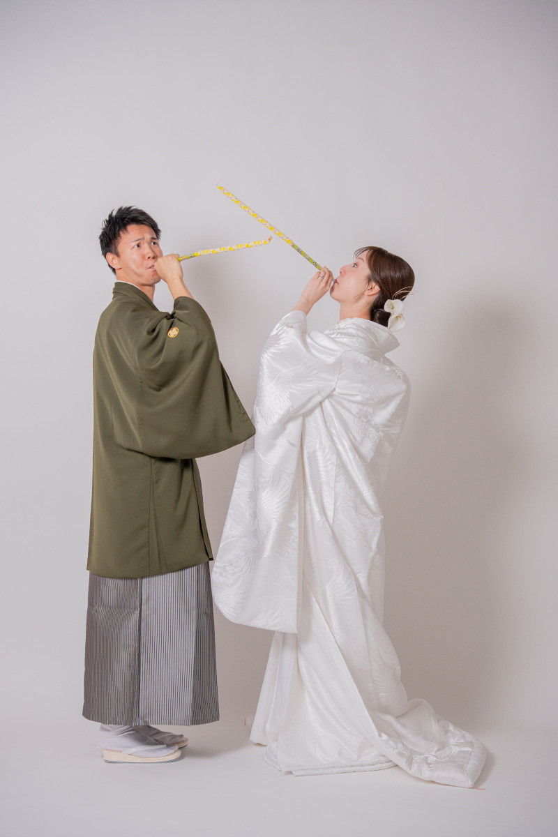 お持ち込みアイテム大歓迎!白無垢×ポップな小物で魅せる、笑顔あふれる和装前撮り