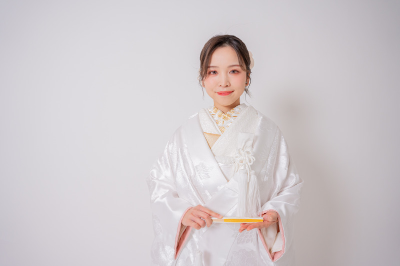 お子様と一緒に迎える新年。白無垢&times;紋付袴で綴る「家族の始まり」